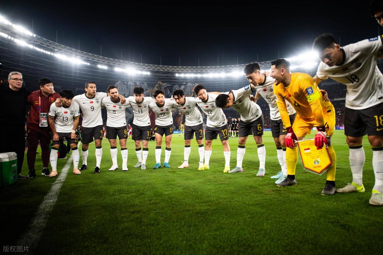 Jiuyou Gaming-澳大利亚队前途光明！，阿扎伦卡新星反败为胜表现突出观众掌声雷动(比利亚雷亚尔对马洛卡)